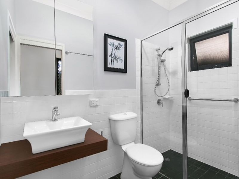 1/121 Indooroopilly Road, Taringa QLD 4068
