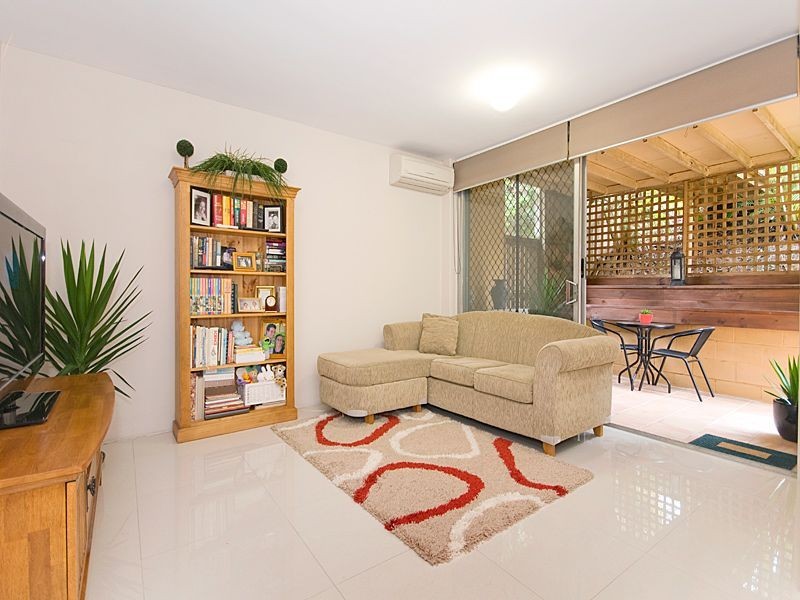 1/34 Elizabeth Street, Toowong QLD 4066