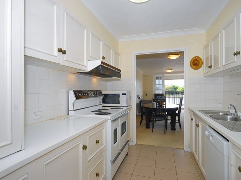 5/8 Sandford Street, St Lucia QLD 4067