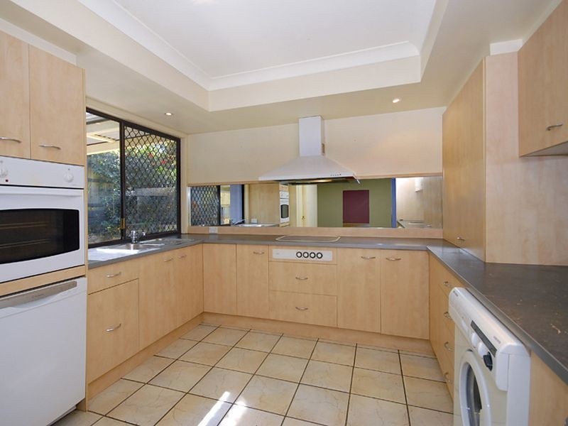 7 Disoma Street, Bellbowrie QLD 4070