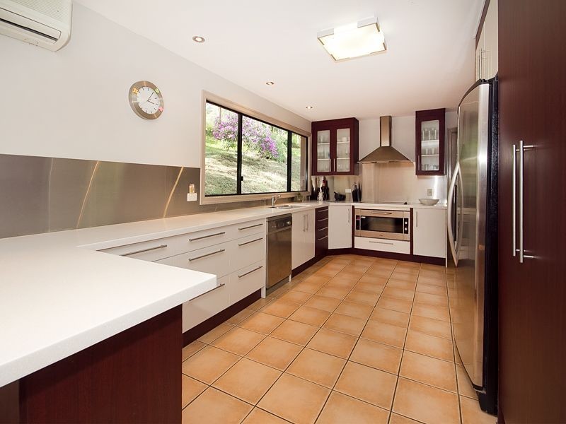 16 Hornsey Road, Anstead QLD 4070