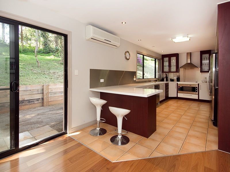 16 Hornsey Road, Anstead QLD 4070