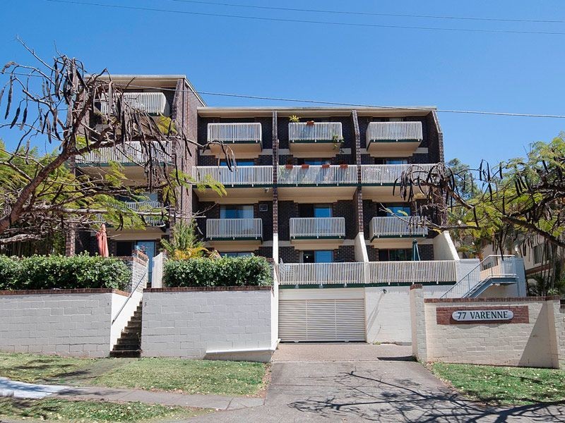 3/77 Warren Street, St Lucia QLD 4067