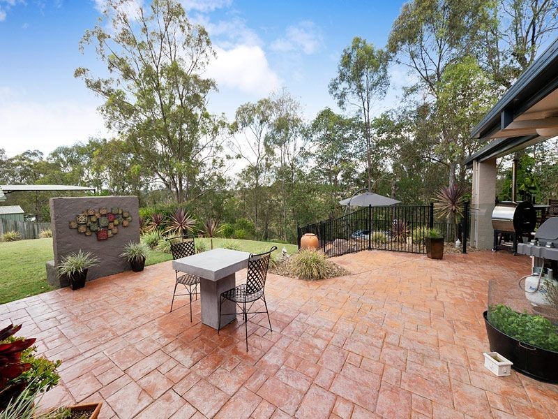 12 Solander Court, Karana Downs QLD 4306