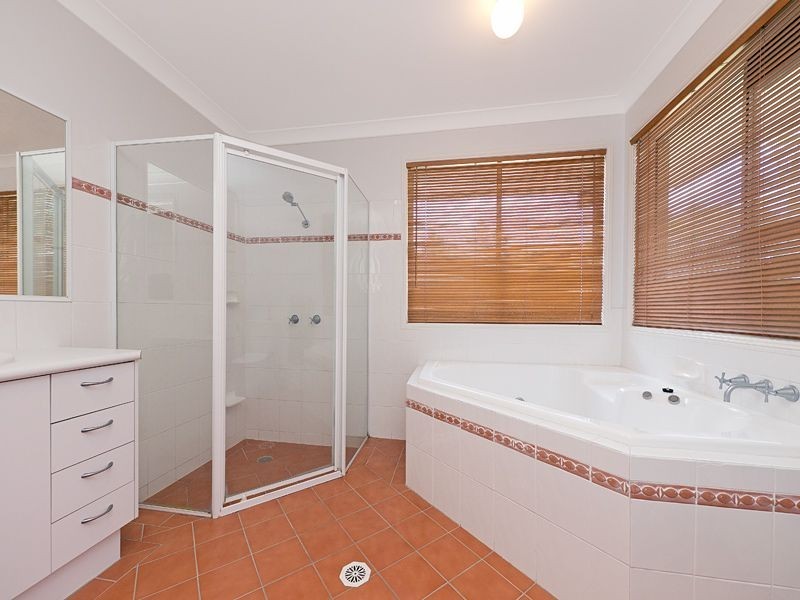 12 Solander Court, Karana Downs QLD 4306