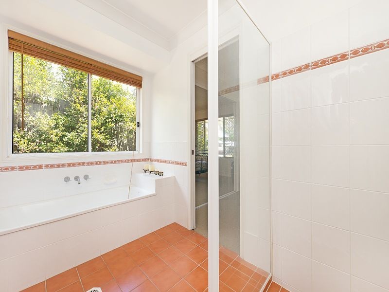 12 Solander Court, Karana Downs QLD 4306