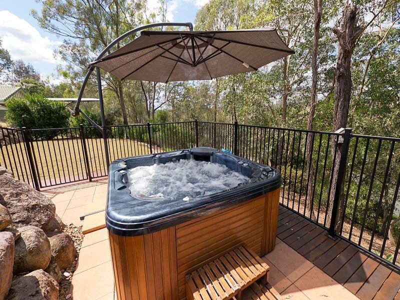 12 Solander Court, Karana Downs QLD 4306