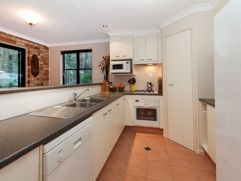 7 Norman Street, Fig Tree Pocket QLD 4069