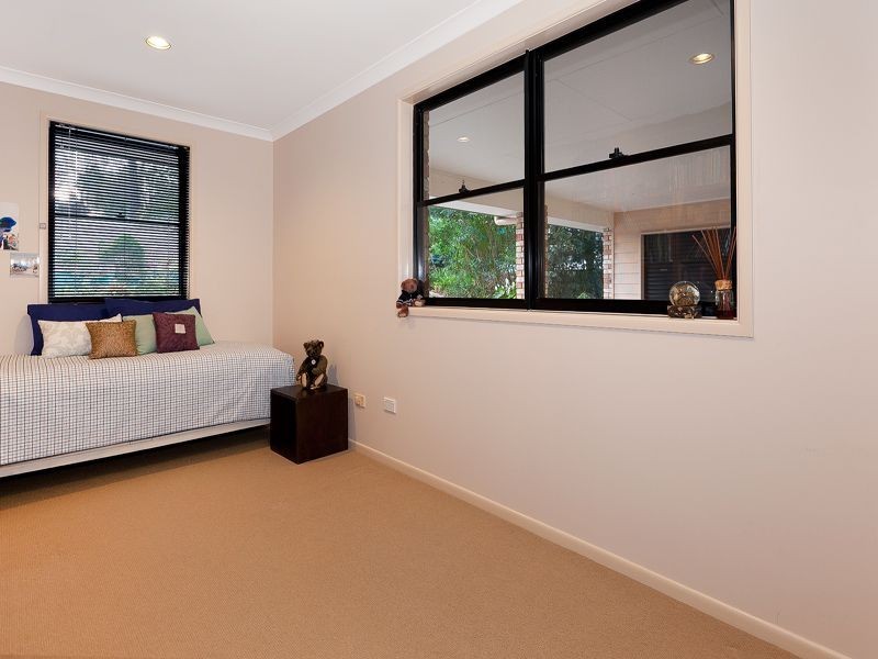 7 Norman Street, Fig Tree Pocket QLD 4069