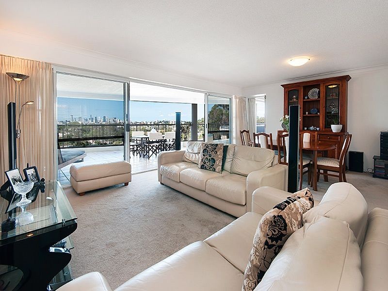 9/150 Swann Road, Taringa QLD 4068