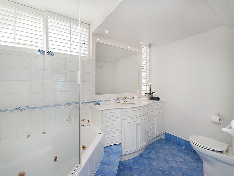 9/150 Swann Road, Taringa QLD 4068