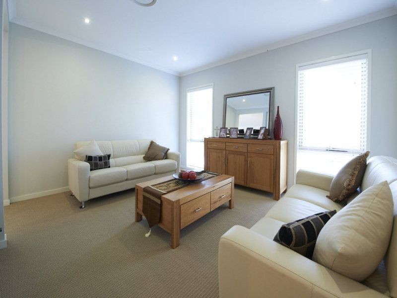 85 Silky Oak Ave, Moggill QLD 4070