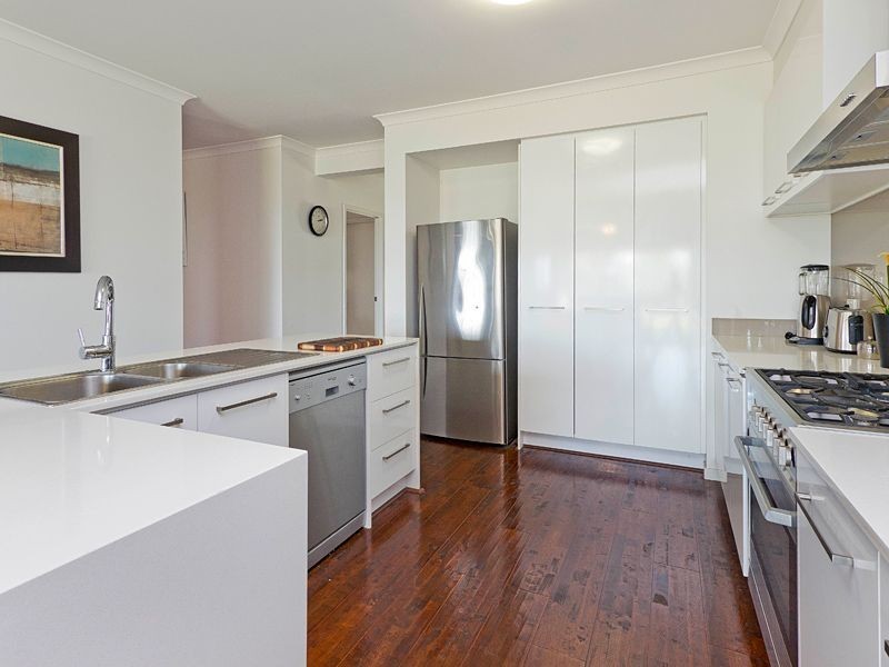 36 Paperbark Circuit, Moggill QLD 4070