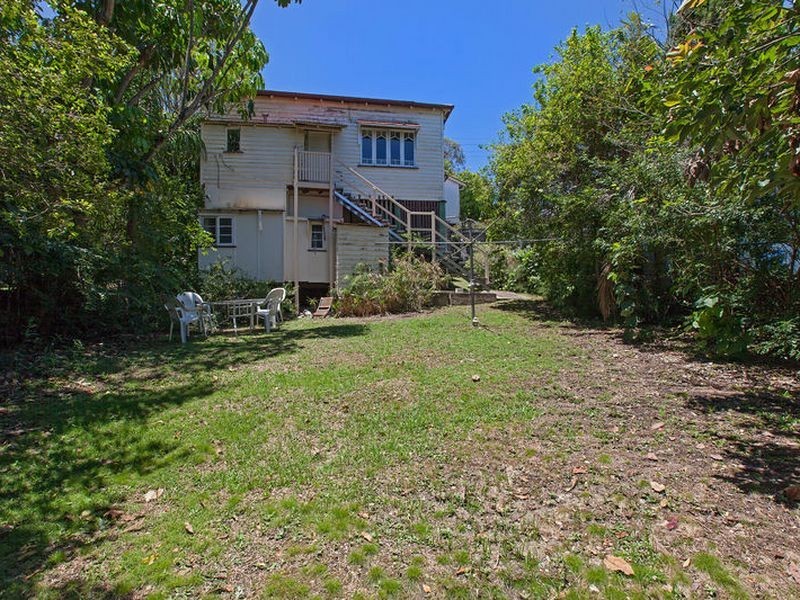 17 Crowther Street, West End QLD 4101