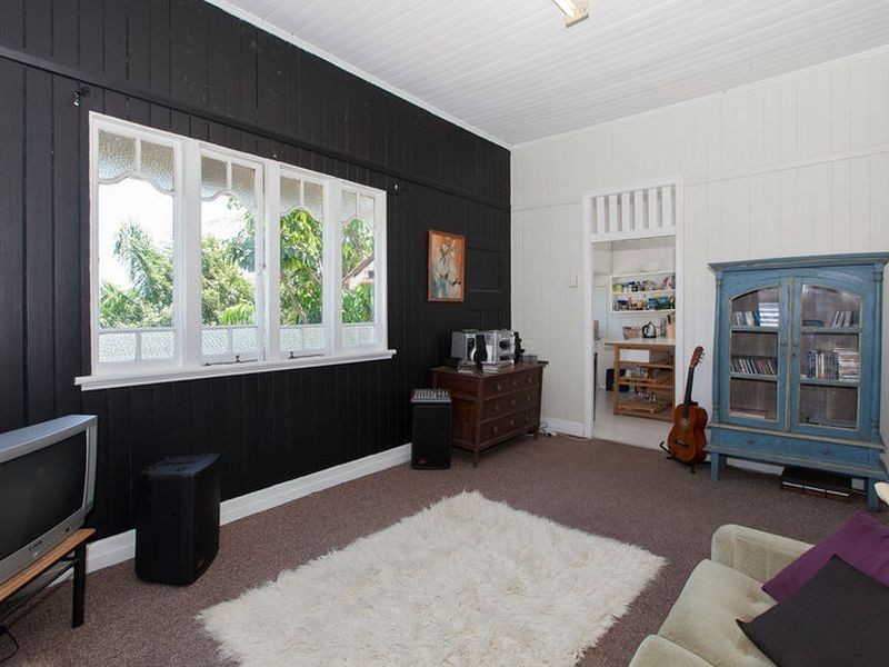 17 Crowther Street, West End QLD 4101