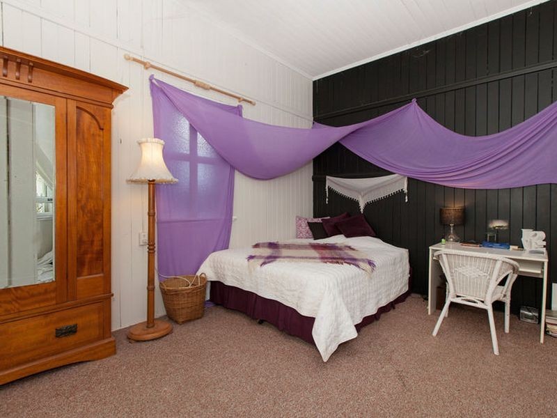 17 Crowther Street, West End QLD 4101