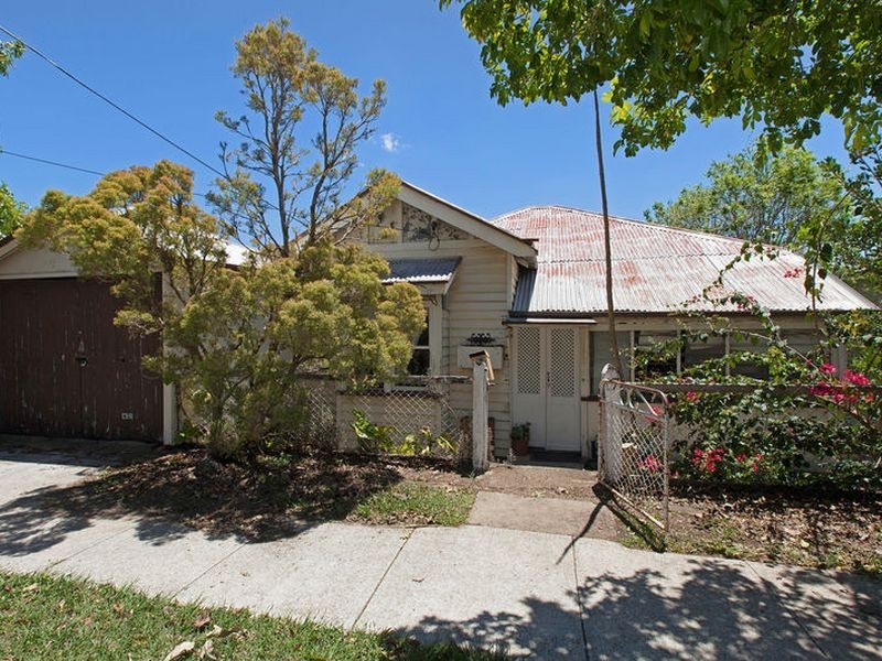 17 Crowther Street, West End QLD 4101