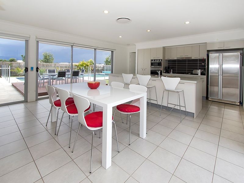 18 Witty Road, Moggill QLD 4070