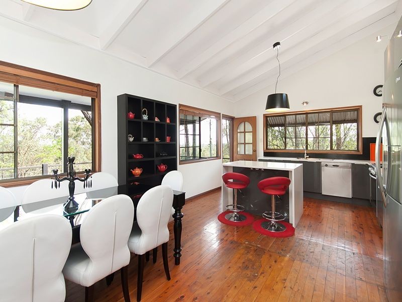 1 Quahlee Grove, Karana Downs QLD 4306