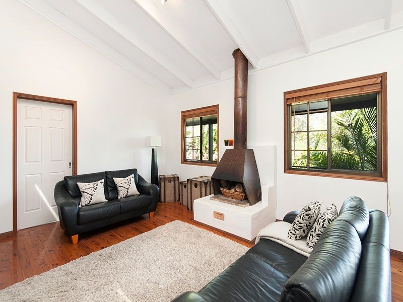 1 Quahlee Grove, Karana Downs QLD 4306