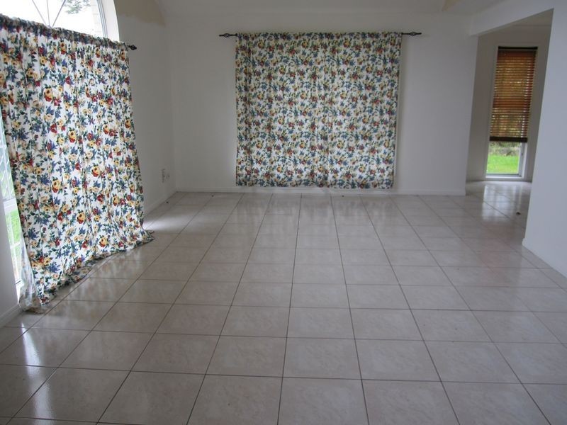 3 Teague Court, Wishart QLD 4122