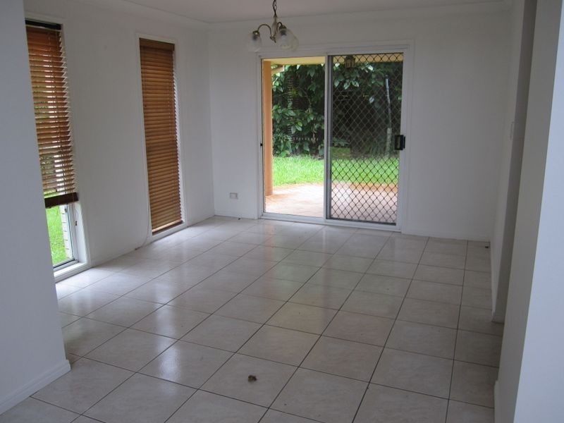 3 Teague Court, Wishart QLD 4122