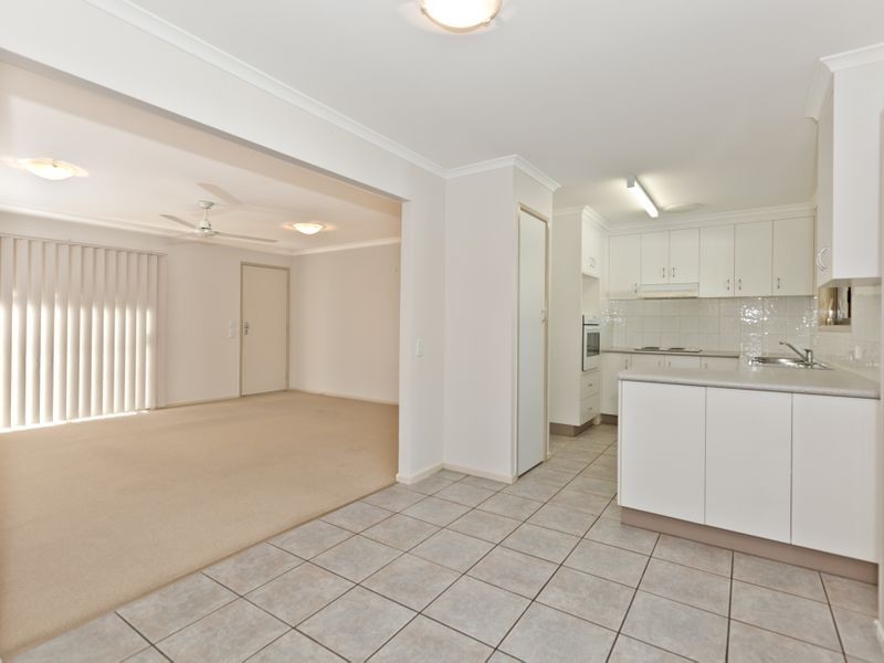 4 Springfield Crescent, Daisy Hill QLD 4127
