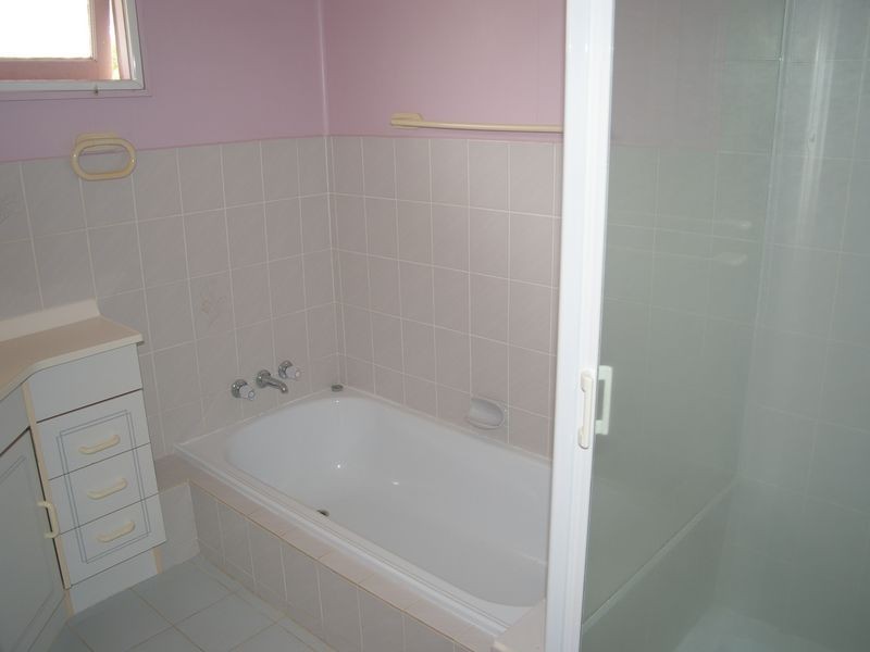 23 Pareena Crescent, Mansfield QLD 4122