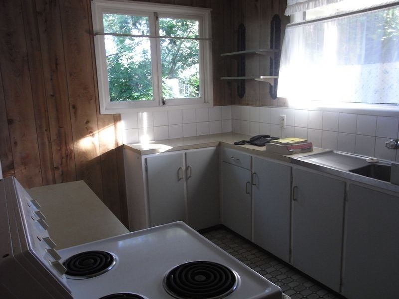 3 Flynn Street, Holland Park West QLD 4121