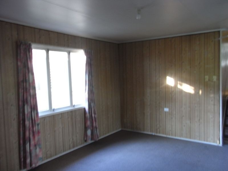 3 Flynn Street, Holland Park West QLD 4121