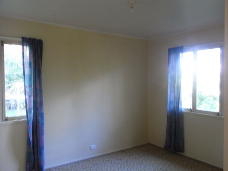 3 Flynn Street, Holland Park West QLD 4121