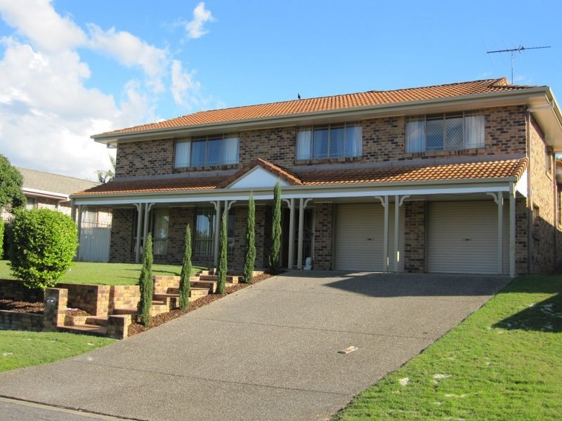 12 St Clair Crescent, Wishart QLD 4122