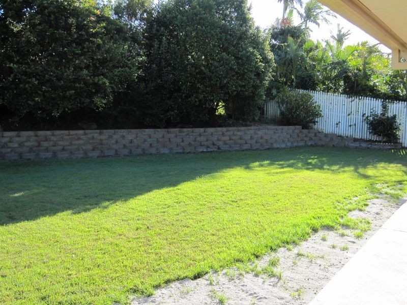 12 St Clair Crescent, Wishart QLD 4122