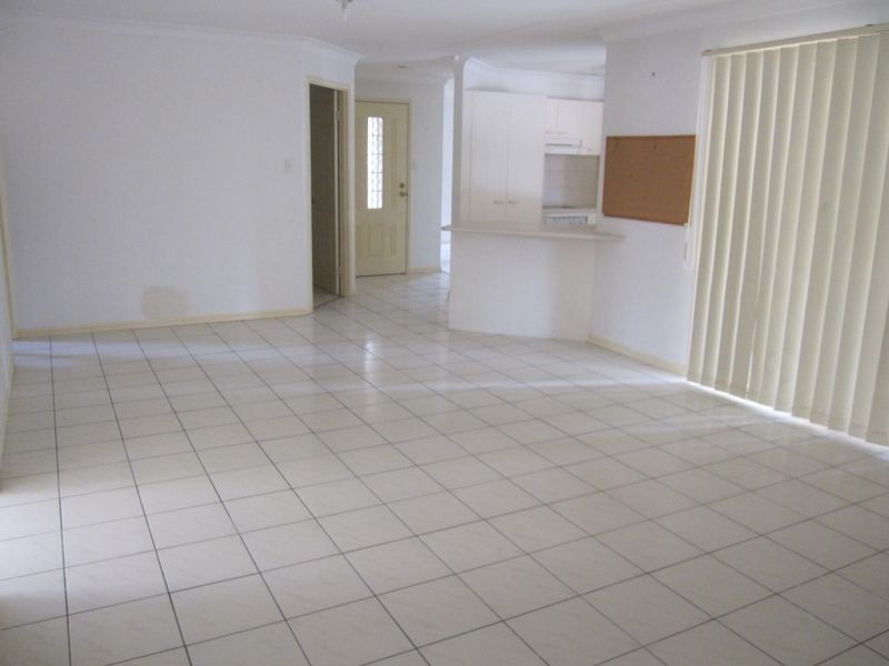 20 Lindeman Place, Eight Mile Plains QLD 4113