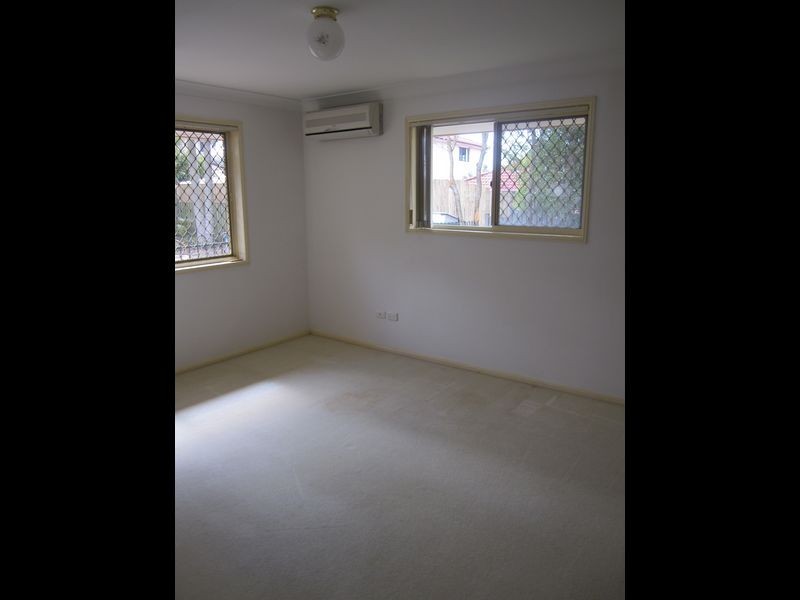 20 Lindeman Place, Eight Mile Plains QLD 4113