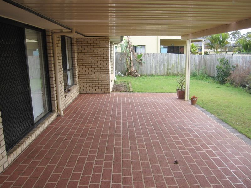 5 Apple Blossom Place, Eight Mile Plains QLD 4113