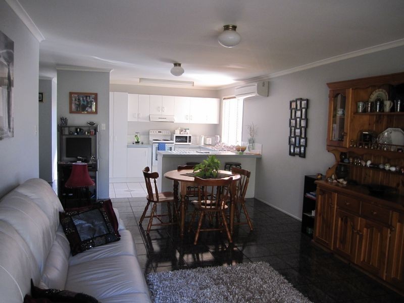 10/10 Rowe Close, Wishart QLD 4122