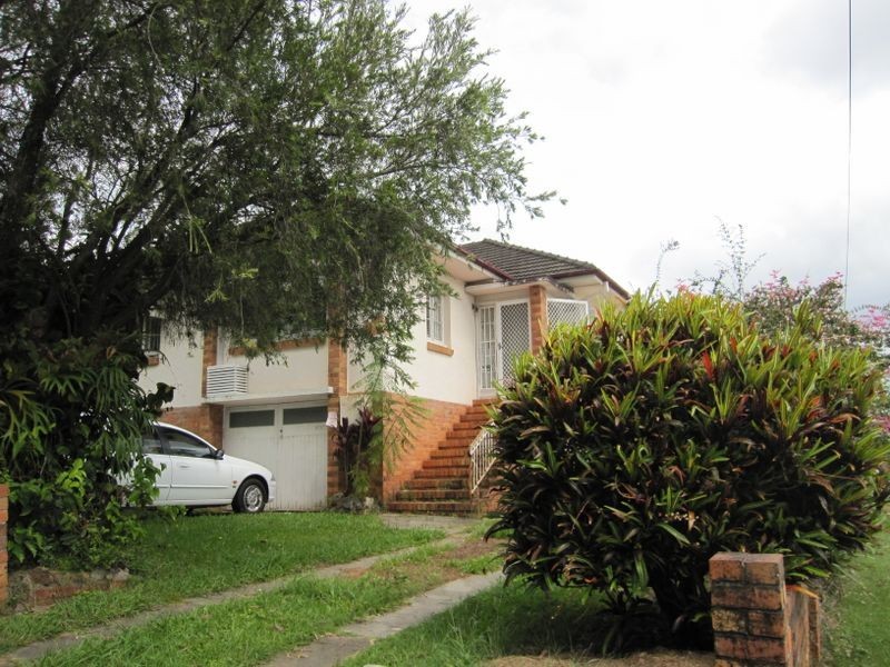 15 Mountain Street, Mount Gravatt QLD 4122