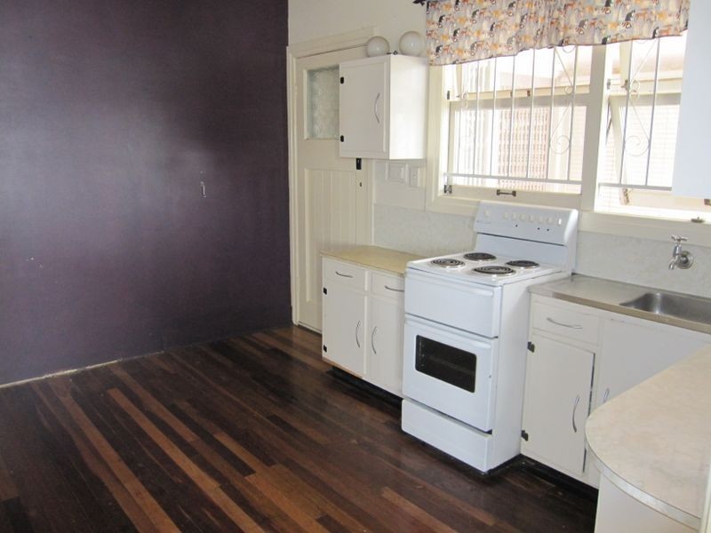 15 Mountain Street, Mount Gravatt QLD 4122