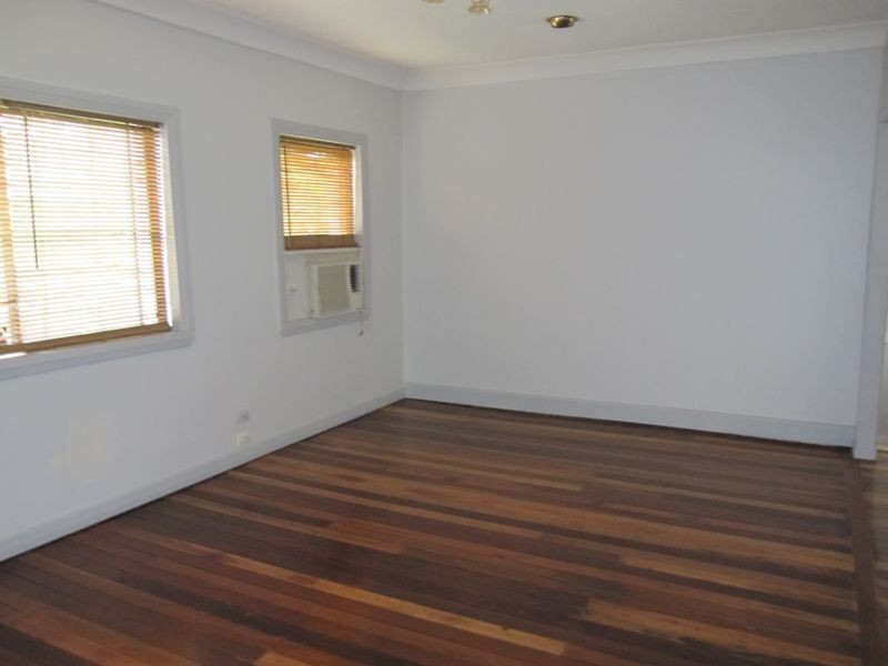 84 Kempsie Rd, Upper Mount Gravatt QLD 4122