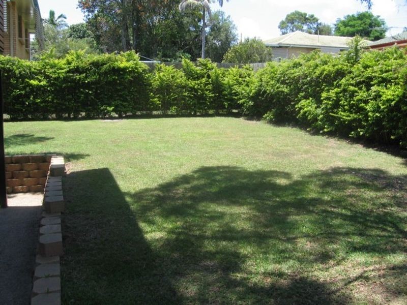 38 Dirkala Street, Mansfield QLD 4122