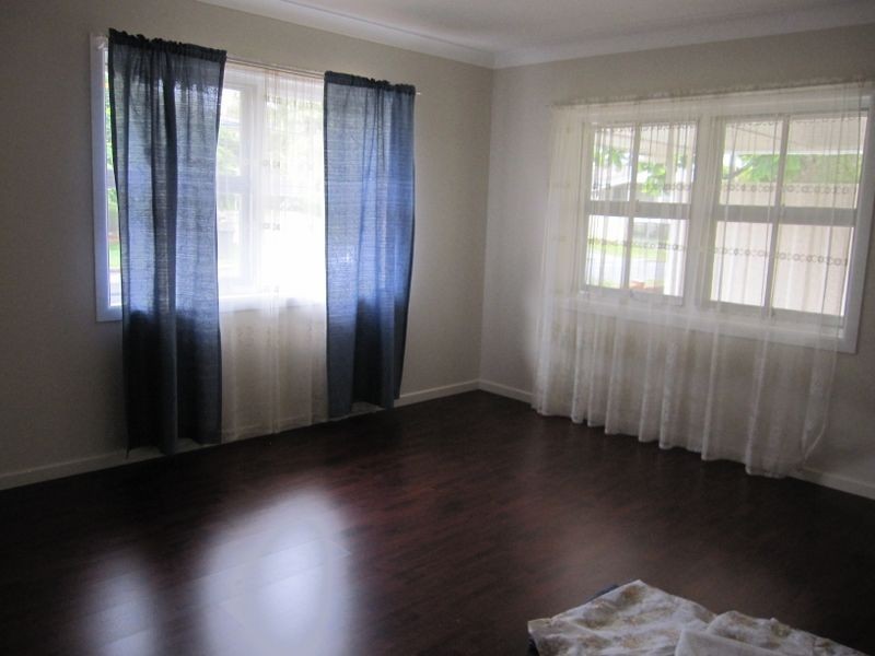 1 Enfield Street, Mount Gravatt East QLD 4122