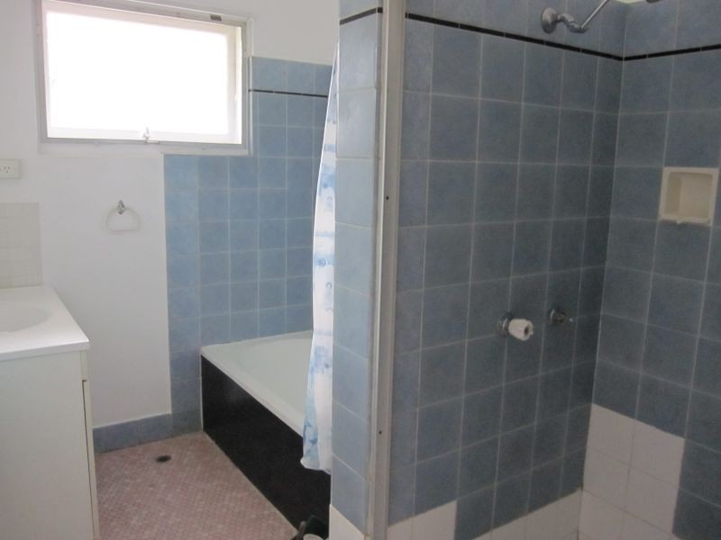 1 Enfield Street, Mount Gravatt East QLD 4122