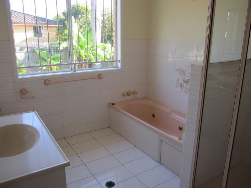 16 Pickworth Street, Upper Mount Gravatt QLD 4122