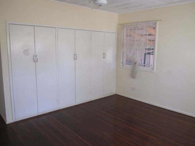 16 Pickworth Street, Upper Mount Gravatt QLD 4122