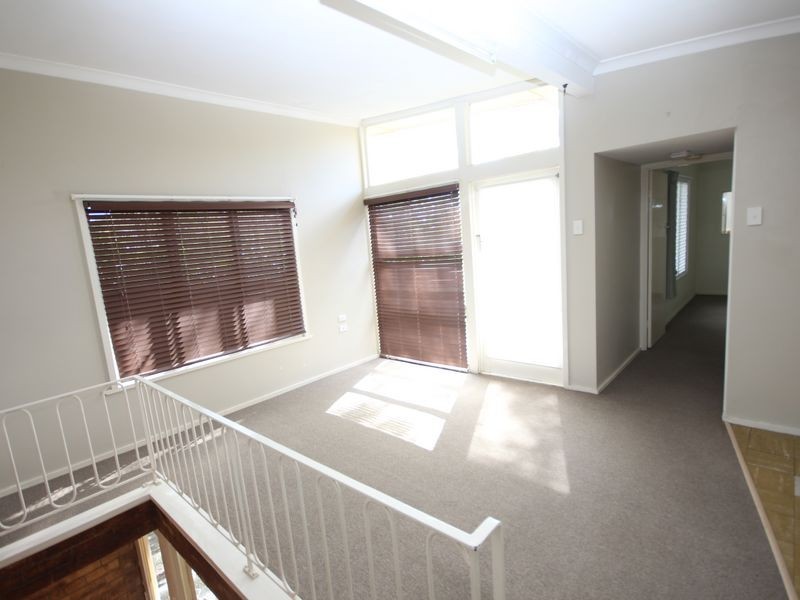 2/123 Tranters Avenue, Camp Hill QLD 4152