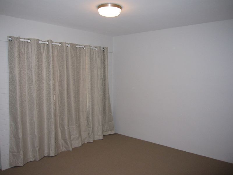 1/33 Knight Street, Greenslopes QLD 4120