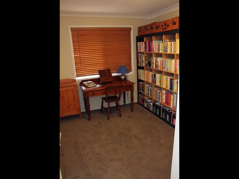 22 Barcelona Street, Wishart QLD 4122