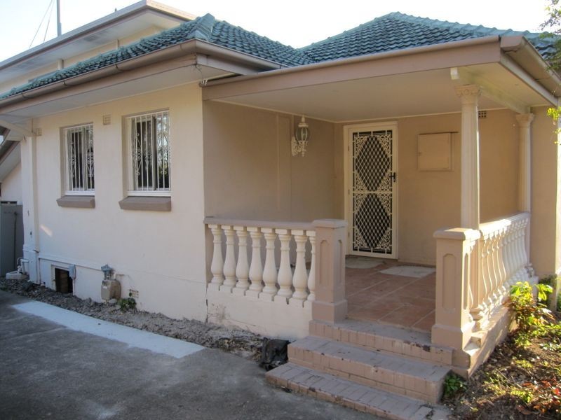 715 Cavendish Road, Holland Park QLD 4121