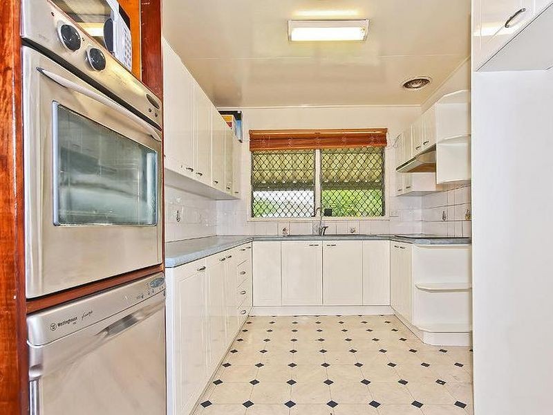 42 Dykes Street, Mount Gravatt East QLD 4122